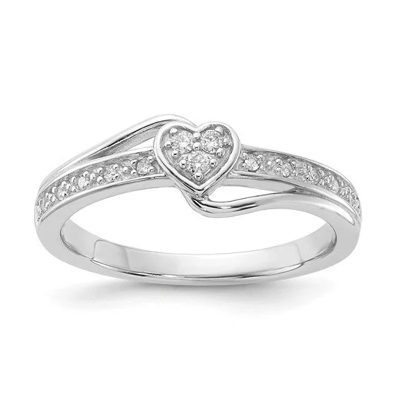 Ladies frosty winter rings -Sterling Silver Fancy Diamond Heart Ring