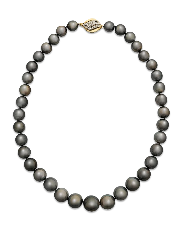 Ladies Necklaces for Elder Spark-Black Tahitian Pearl Necklace